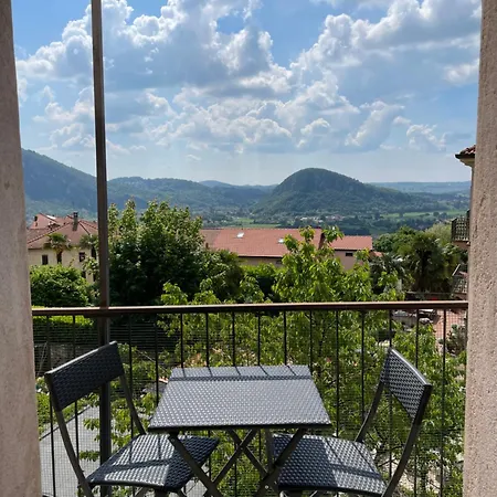 Apartment Ca Ai Monti